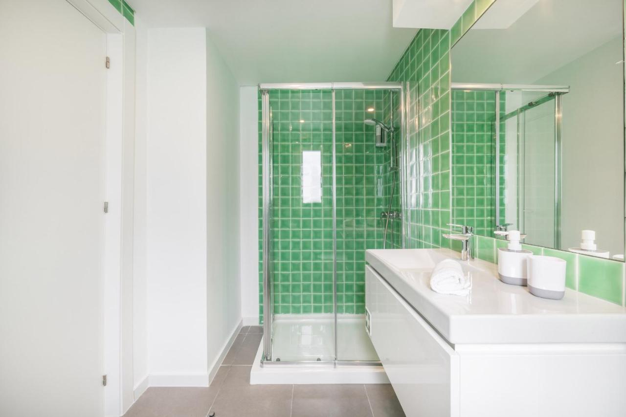 Olala Lisbon Oriente Suites A Bagian luar foto